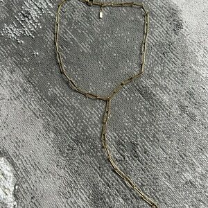 Elegant Gold Chain Necklace
